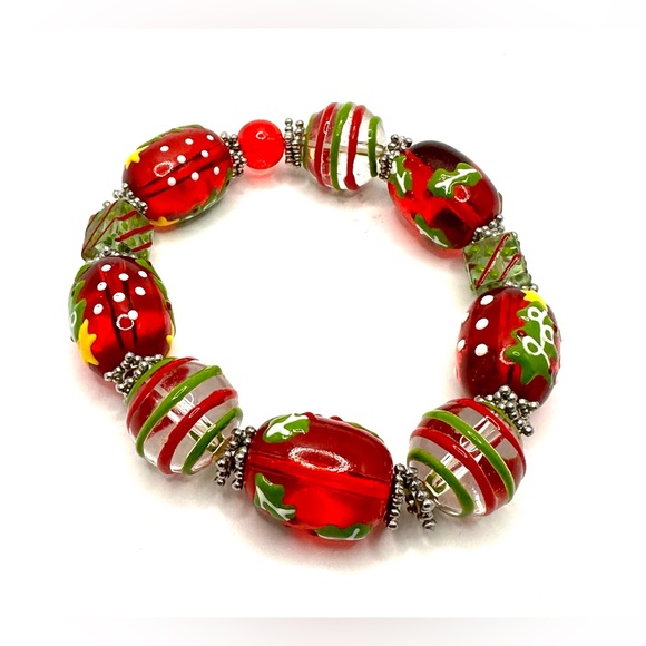 Beautiful European Glass Bead Elastic Bracelet-Christmas Colors & Theme - Picture 5 of 10